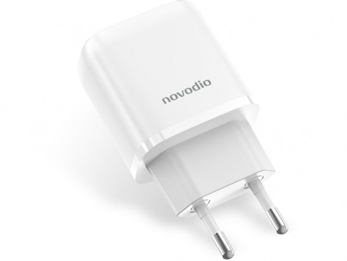 Pack Novodio C-Charge 20 + Câble Lightning vers USB-C AMPNVO0371D-03