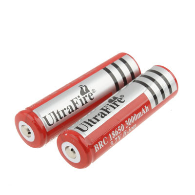 Batterie rechargeable longue durée au lithium-ion de 2 PCS UltraFire 18650 3000mAh 3.7V (Rouge) SH01121693-04