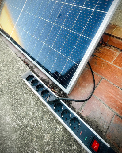 Kit panneau solaire plug and play sur prise de 340W SUNNE340W-01