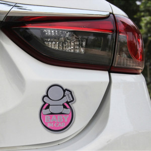 Bébé dans la voiture Heureux boire du lait infantile Style adorable Autocollant sans voiture (rose) SH512F1508-20