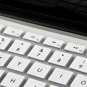 ENKAY pour MacBook Air 11,6 pouces (Version US) Coloré Silicone Souple Protecteur Couvercle Peau (Blanc) SH913W1517-20
