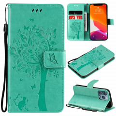 Modèle d'arbre et de chat imprimé imprimé horizontal case en cuir PU avec support et carte de portefeuille et portefeuille et longe pour iPhone 13 Pro (Vert)