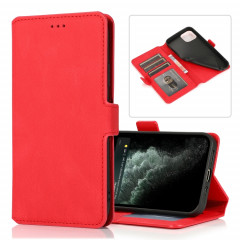 Fermoir magnétique rétro Fermoir à fermeture horizontale Horizontal Toam Coating avec porte-cartes et cadre photo et portefeuille pour iPhone 13 Pro (rouge)