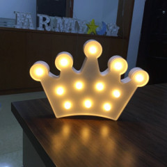 Forme de couronne créative, lumière de décoration à DEL blanche chaude, 2 piles AA alimentées par une lampe de fête, table de fête, lampe de chevet (blanche)