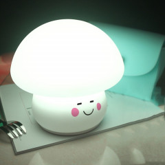 Lampe de table de chevet de chevet de chevet de champignon coloré en silicone, source d'alimentation: 0,8 W (champignon adorable)
