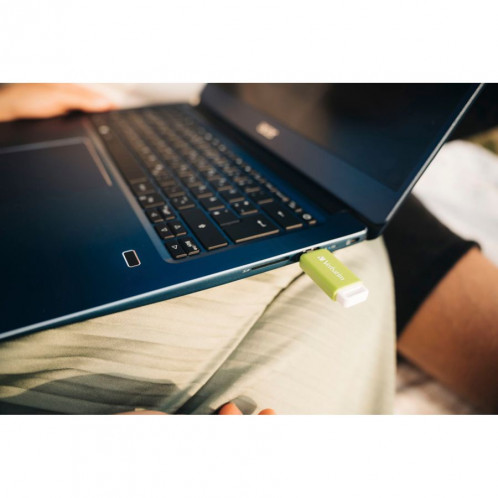 Verbatim DataBar USB 2.0 32GB vert 49454 739650-06