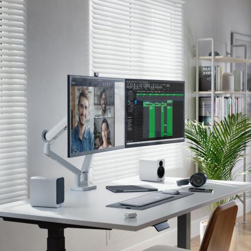 Alogic Clarity Pro Max 32 UHD Moniteur 4k avec 65W+8MP Webcam 873049-010