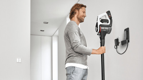 Bosch BKS 8214W blanc/rouge Unlimited Gen2 Serie 8 115819-028