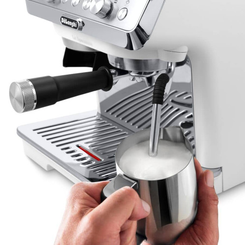 DeLonghi EC 9155.W La Specialista Arte 751270-08