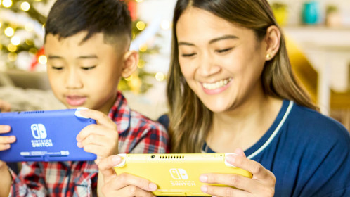 Nintendo Switch Lite jaune 482757-09