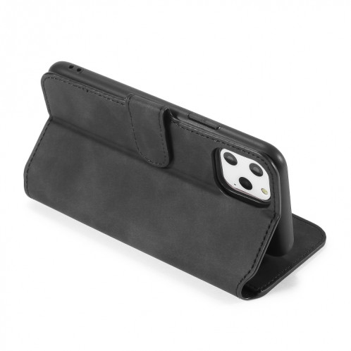 Etui à rabat horizontal côté huile DG.MING avec support, fentes pour cartes et portefeuille pour iPhone 11 Pro Max (Noir) SD903A1999-07