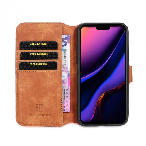 Etui à rabat horizontal côté huile DG.MING avec support, fentes pour cartes et portefeuille pour iPhone 11 Pro Max (Marron) SD903B151-07