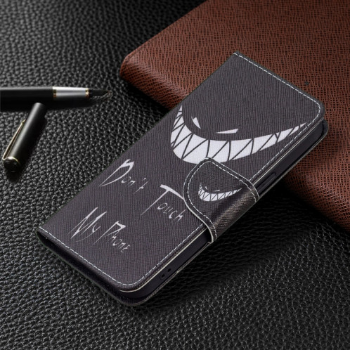 Modèle de dessin coloré Horizontal Flip Cuir Housse avec porte-carte et portefeuille pour iPhone 13 Pro (Smirk) SH403D673-07