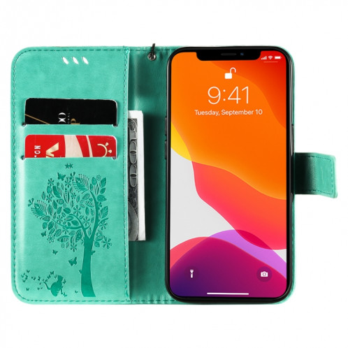 Tree & Cat motif pressé Impression Horizontale Flip PU Coque en cuir PU avec support & carte Slots & Portefeuille et longe pour iPhone 13 (Vert) SH902A1721-07