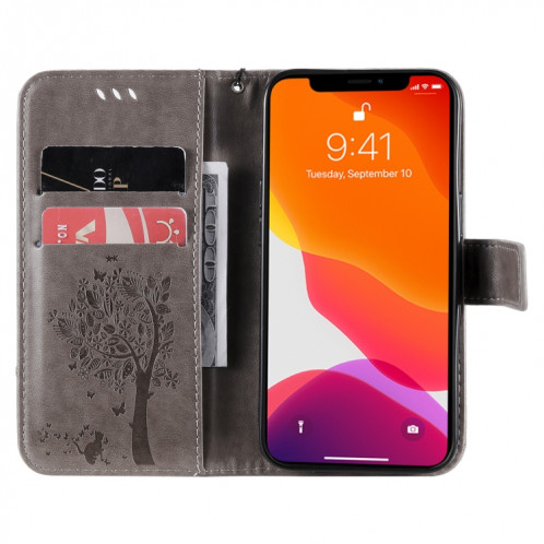 Tree & Cat Motif pressé Impression Horizontale Flip PU Coque en cuir PU avec support & carte Slots & Portefeuille et longe pour iPhone 13 PRO (gris) SH903B1650-07