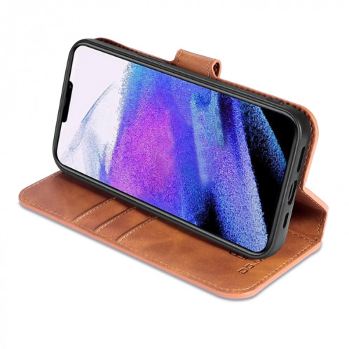 DG. Étui de cuir horizontal de la face de l'huile rétro avec porte-carte et portefeuille pour iPhone 13 Pro (Brown) SD903A1097-07