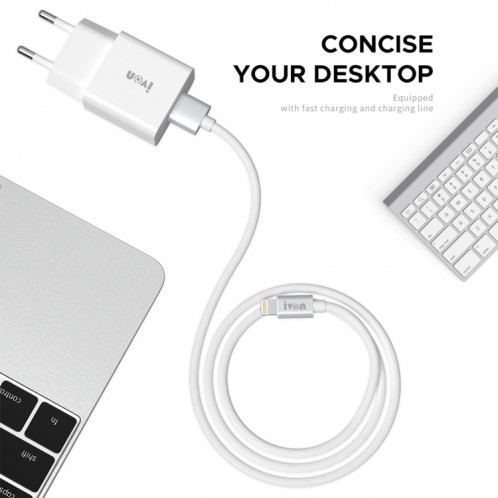 Ivon Ad-35 2 en 1 18W QC3.0 Port USB Chargeur de voyage Port + 1M USB à USB-C / Type-C Set de câble de données, Fiche EU (Blanc) SI901A1721-07