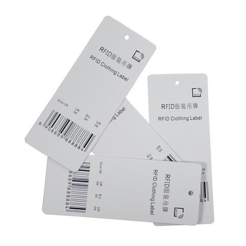 Étiquettes électroniques RFID pour vêtements en papier couché avec puce NXP U8 SR64171500-05