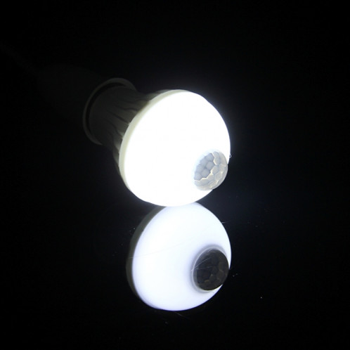Ampoule LED à capteur de mouvement infrarouge E27 9W, Distance du capteur: 4-6m, AC 85-265V SH02WL1747-011