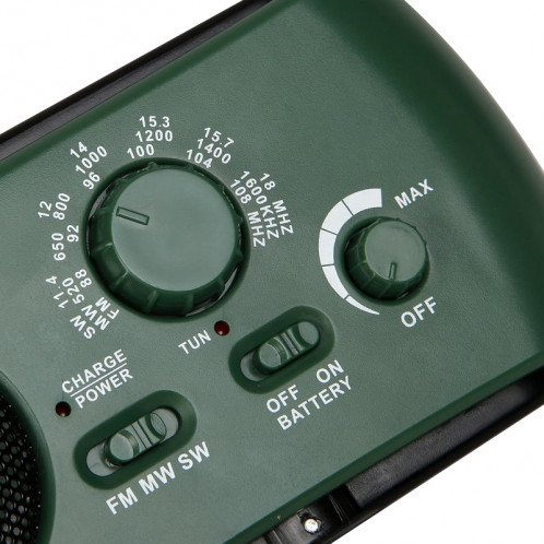 Radio AM / FM à dynamo / solaire avec lampe de poche (RD332) (vert) SH0003848-011