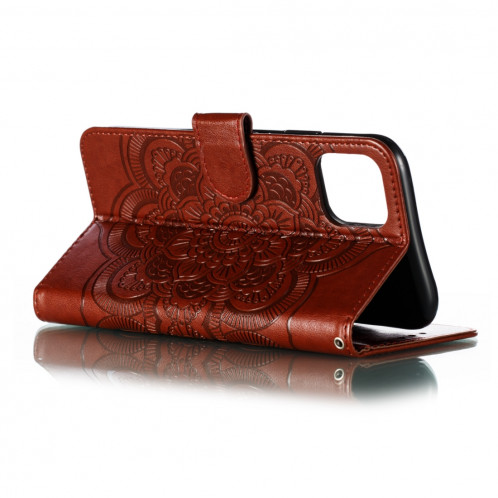 Etui à rabat horizontal en cuir Mandala avec motif gaufrage pour iPhone 11 Pro Max, avec support et logements pour cartes, portefeuille et cadre photo et lanière (Marron) SH601C1462-07