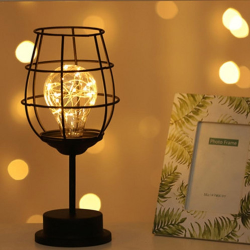 Rétro Classique Fer Art LED Lampe De Table Lampe De Lecture Veilleuse Chambre Lampe De Bureau Éclairage Décoration De La Maison, Abat-jour Style: Réveil Bouteille SH52031830-09