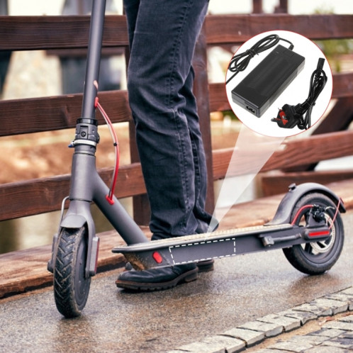 42V 2A 5525 DC Head Scooter électrique Chargeur intelligent Chargeur de batterie au lithium 36V, Prise: AU SH9304703-07