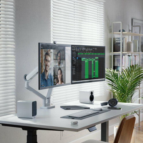 Alogic Clarity Max Touch 32 UHD Moniteur 4k avec 65W+8MP Webcam 873056-012